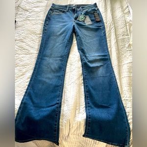 Lularoe size 28 jeans skinny fit with flare bottom